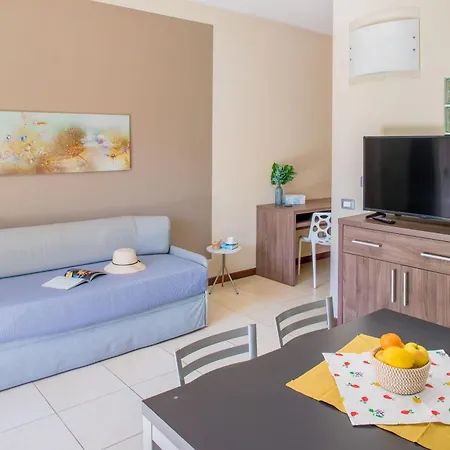Diano Sporting Aparthotel 3*