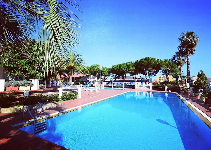 Lägenhetshotell Diano Sporting 3*