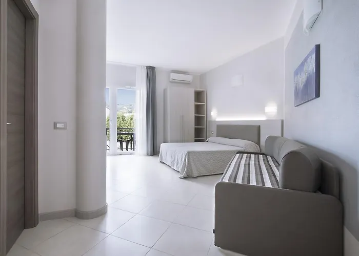 Lägenhetshotell Diano Sporting Diano Marina