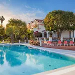 Diano Sporting Aparthotel 3*