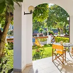 Aparthotel Diano Sporting