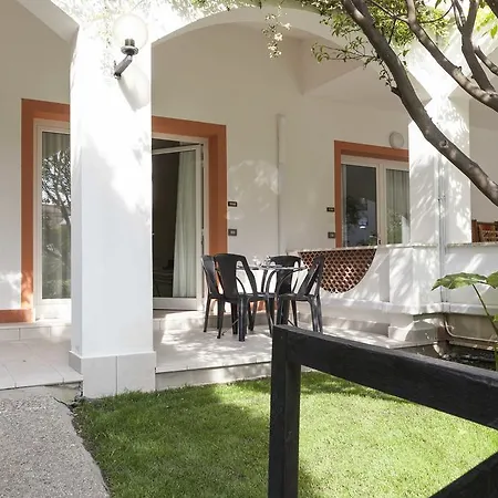 Aparthotel Diano Sporting 3*