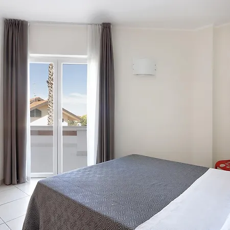 Diano Sporting Aparthotel 3*