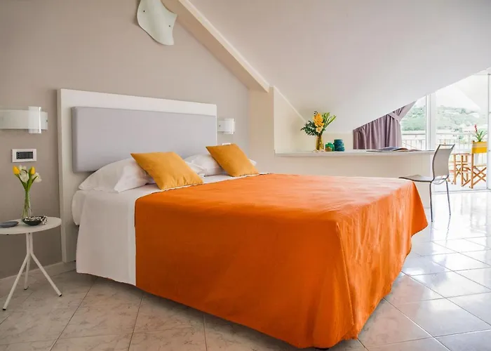 迪亚诺史波堤公寓酒店