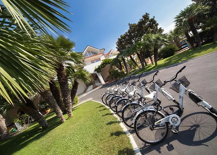 迪亚诺史波堤公寓酒店