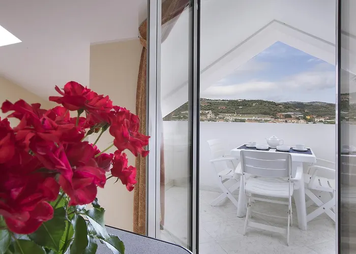 アパートホテル Diano Sporting 3*