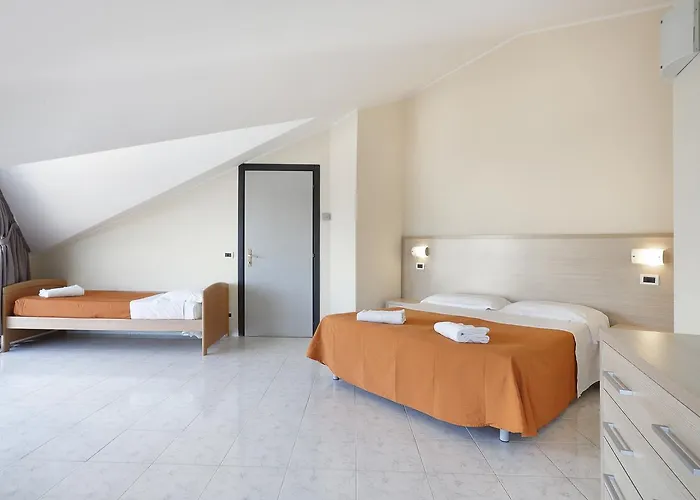 迪亚诺史波堤公寓酒店 3*